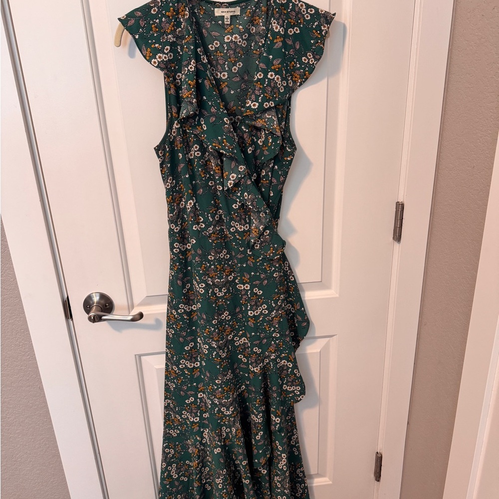 Max Studio Green Flutter Sleeve Wrap Maxi Dress